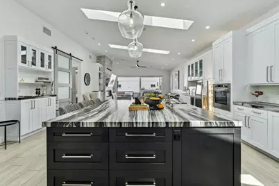 4230 Orchard Avenue, San Diego, CA 92107 - Photo 10