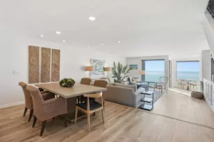 211 S Helix, Solana Beach, CA 92075 - Photo 2