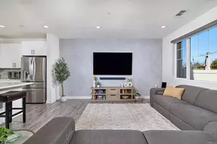 1278 Via Fanal, Oceanside, CA 92056 - Photo 4