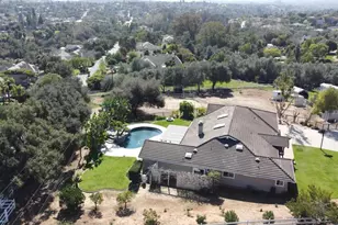 2092 Tudor Ln, Fallbrook, CA 92028 - Photo 10