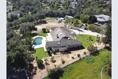 2092 Tudor Lane, Fallbrook, CA 92028 - Photo 2