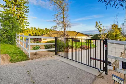 2092 Tudor Lane, Fallbrook, CA 92028 - Photo 42