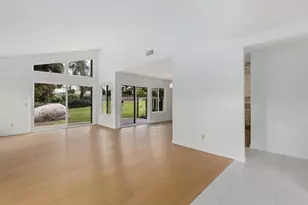 2105 David Dr, Escondido, CA 92026 - Photo 4