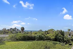 1712 Burgundy Rd, Encinitas, CA 92024 - Photo 2