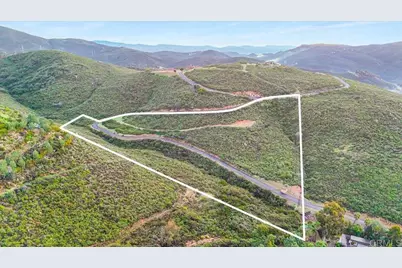 20545 Aguilera Lane, Escondido, CA 92029 - Photo 4