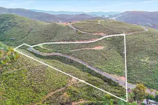 20545 Aguilera Ln, Escondido, CA 92029 - Photo 4