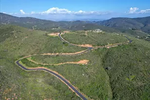 20545 Aguilera Ln, Escondido, CA 92029 - Photo 8