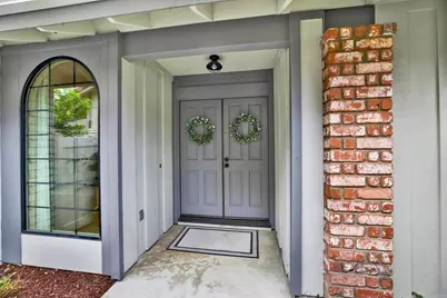 1251 Hatcreeck Court, Vista, CA 92081 - Photo 2