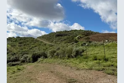 2576 Green Hills Way, Vista, CA 92084 - Photo 8