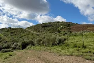 2576 Green Hills Way, Vista, CA 92084 - Photo 8