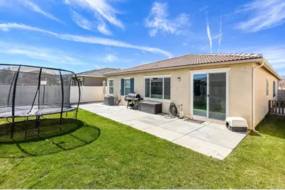 2409 Tulip Dr, Perris, CA 92570 - Photo 8