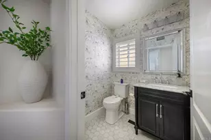 7060 Zubaron Ln, Carlsbad, CA 92009 - Photo 22