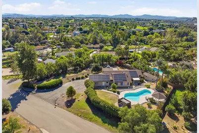 929 Pepper Tree Lane, Fallbrook, CA 92028 - Photo 52