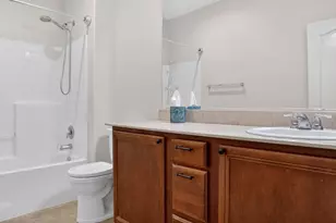 42912 Beamer Ct, Temecula, CA 92592 - Photo 16