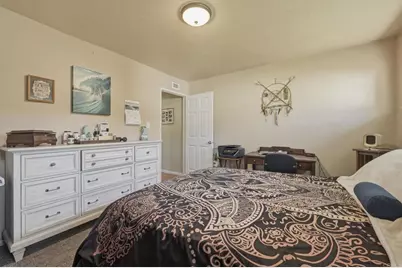 1957 Clover Way, Escondido, CA 92026 - Photo 12