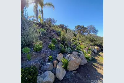 27623 Cougar Pass Road, Escondido, CA 92026 - Photo 10