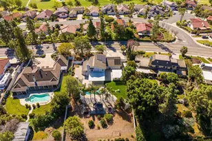 1222 Lupine Hills Dr, Vista, CA 92081 - Photo 8