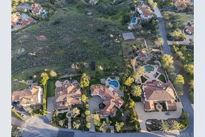 7729 Calle Amanacer, Rancho Santa Fe, CA 92067 - Photo 40