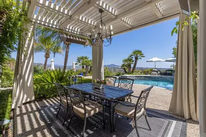 7729 Calle Amanacer, Rancho Santa Fe, CA 92067 - Photo 32