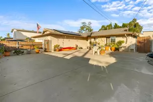 128 Frontier Dr, Oceanside, CA 92054 - Photo 32