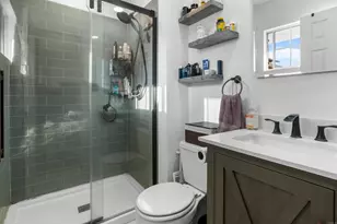 128 Frontier Dr, Oceanside, CA 92054 - Photo 12