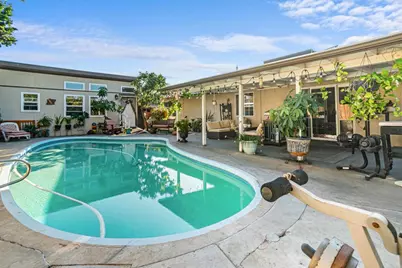 128 Frontier Drive, Oceanside, CA 92054 - Photo 20