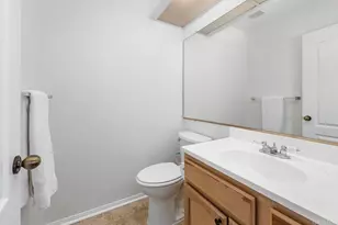 7768 Caminito Monarca, Carlsbad, CA 92009 - Photo 14