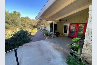 25915 Jesmond Dene Rd, Escondido, CA 92026 - Photo 2