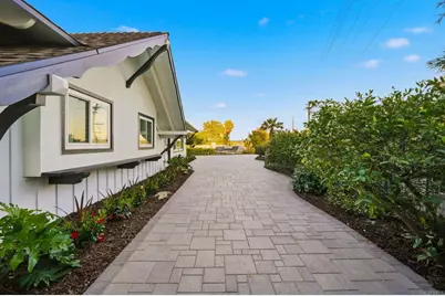 323 Glencrest Drive, Solana Beach, CA 92075 - Photo 42