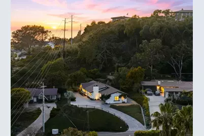 323 Glencrest Drive, Solana Beach, CA 92075 - Photo 4