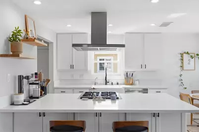 271 Coneflower Street, Encinitas, CA 92024 - Photo 10