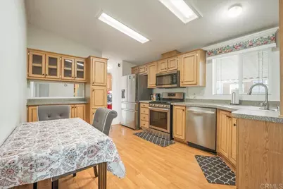 13941 Wisteria Ave, Poway, CA 92064 - Photo 6
