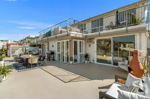 2544 Navarra, Carlsbad, CA 92009 - Photo 30