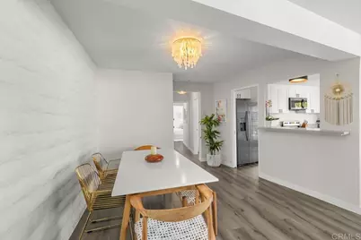 2544 Navarra #12, Carlsbad, CA 92009 - Photo 10