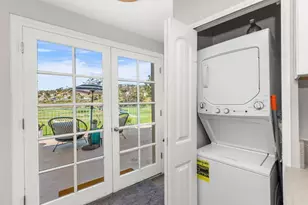2544 Navarra, Carlsbad, CA 92009 - Photo 12