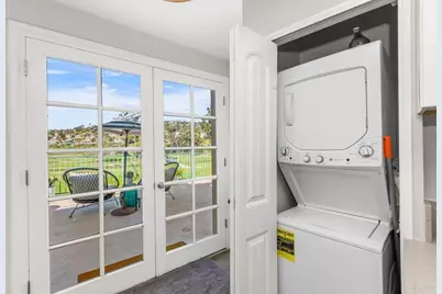 2544 Navarra #12, Carlsbad, CA 92009 - Photo 16