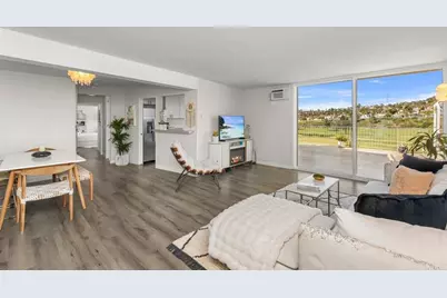 2544 Navarra #12, Carlsbad, CA 92009 - Photo 4