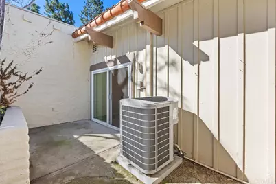 12389 Santiago Road, San Diego, CA 92128 - Photo 18