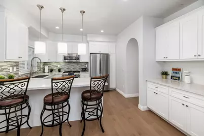 4057 Lamont Street, San Diego, CA 92109 - Photo 4