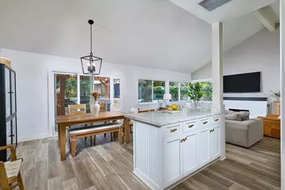 2851 Cebu Place, Carlsbad, CA 92009 - Photo 6