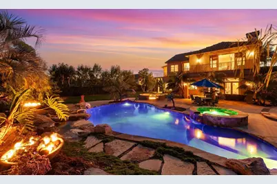 5560 Meadows Del Mar, San Diego, CA 92130 - Photo 2