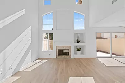 1275 Natoma Way Way #B, Oceanside, CA 92057 - Photo 4