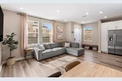 1209 Sunrise View #105, San Marcos, CA 92078 - Photo 12