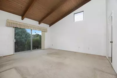 614 Bel Air  Dr, Vista, CA 92084 - Photo 12