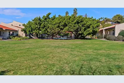 614 Bel Air  Dr, Vista, CA 92084 - Photo 24
