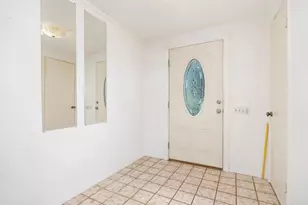 614 Bel Air Dr, Vista, CA 92084 - Photo 4