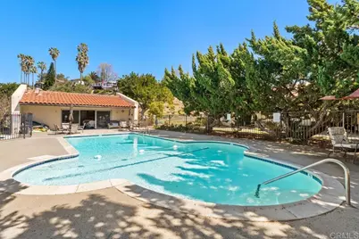 614 Bel Air  Dr, Vista, CA 92084 - Photo 26