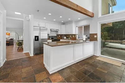 1825 Hummock Lane, Encinitas, CA 92024 - Photo 10