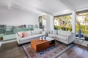 2331 Caringa Way, Carlsbad, CA 92009 - Photo 2