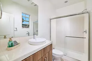 224 Flores Ln, Vista, CA 92083 - Photo 32